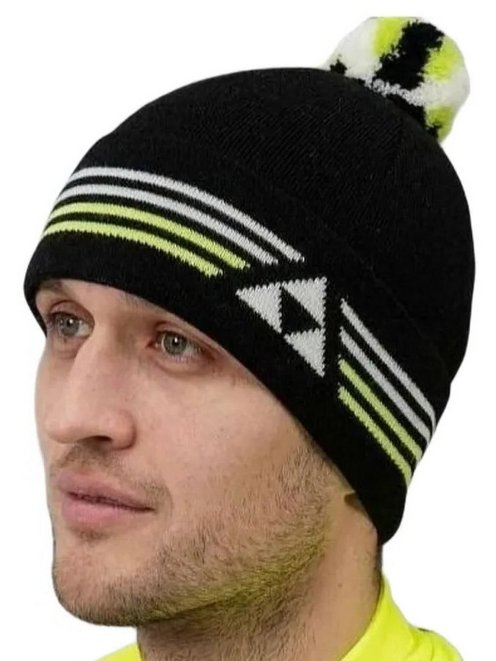 GR8250-100 Шапочка FISCHER Pompon black
