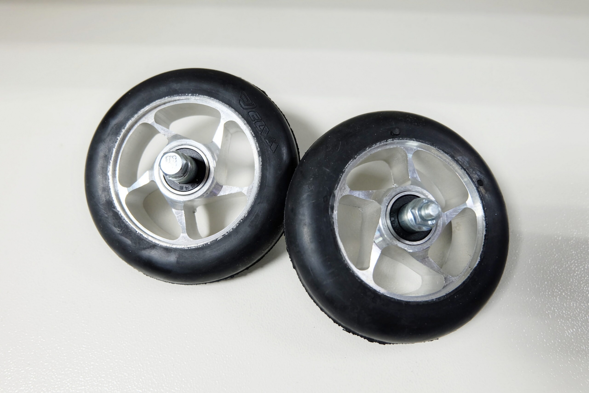 W-SK100R ALU Колесо ЭЛЬВА Sk 100*24 каучук alu